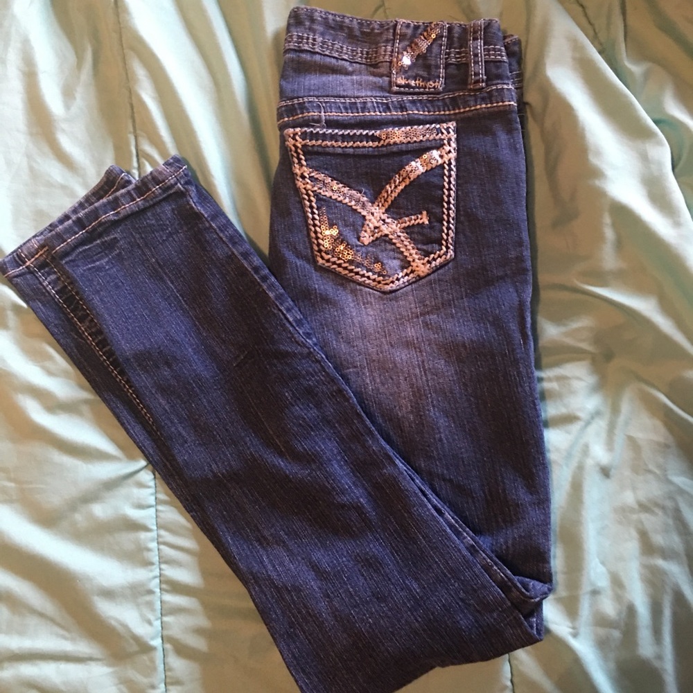Women’s or juniors amethyst jeans size 7